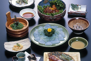 こんにゃく料理：青岩コース ¥2,100・鏑川コース ¥3,150